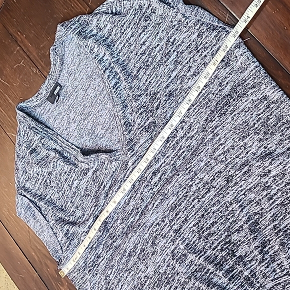 4/$20 Wilfred Free Top - Picture 5 of 7